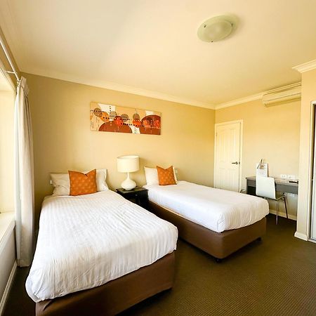 Sundowner Motel Hotel Whyalla Buitenkant foto